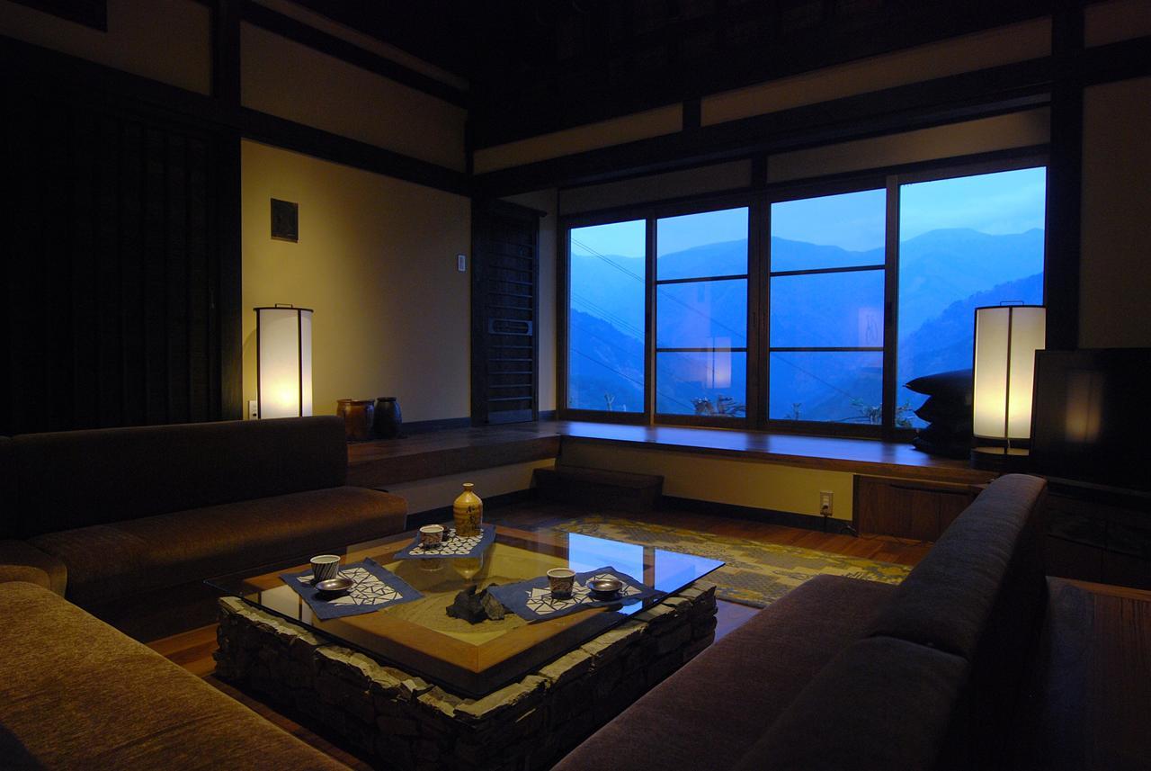 Tougenkyo Iya No Yamazato Villa Wakabayashi Bagian luar foto